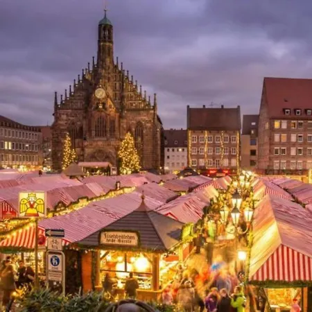 Cozy Apartment Right Next To The Nuernberg Castel Exterior photo