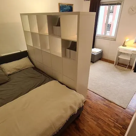 Cozy Apartment Right Next To The Nuernberg Castel Exterior photo